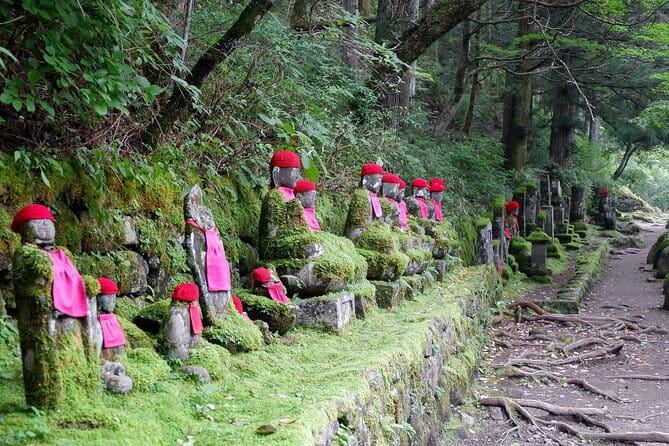 Nikko Tour by Private Car and English Speaking Driver - Navigating the Tour With a Knowledgeable English-Speaking Driver