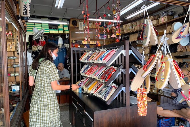 Old Town Tokyo: Shinagawa-Juku Walking Tour - Exploring Edo-era Tokyo