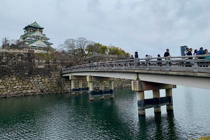 Osaka Highlights: 4HRS Guided Walking Tour With a Native Expert - Tour Overview