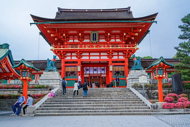 Osaka or Kyoto Private Day Tour With English Driver Free Pickup - Pickup Information and Logistics