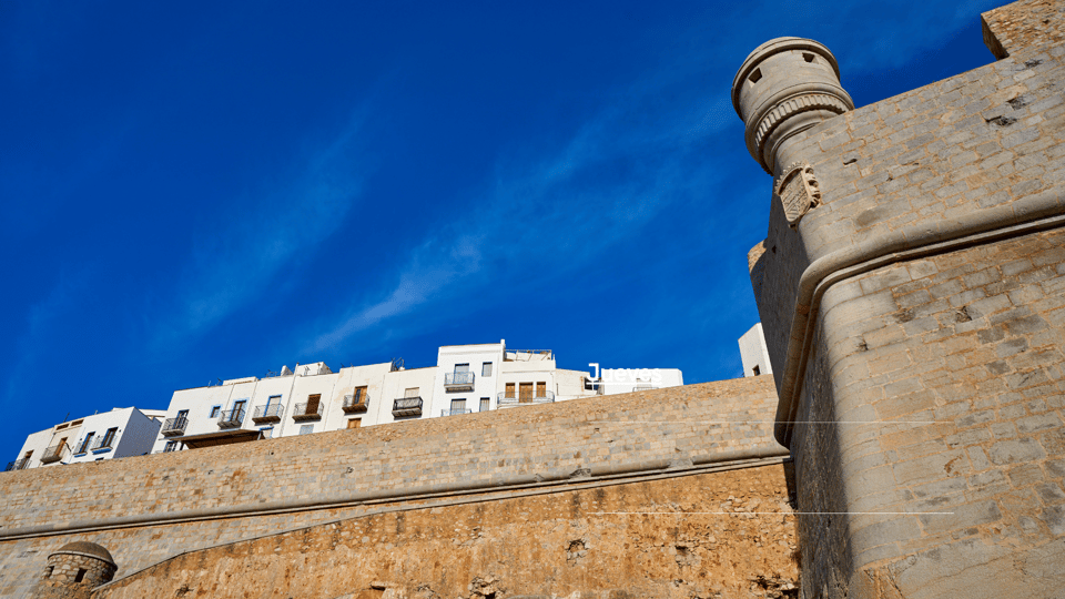Peñíscola: Castle & Walled City Spanish Guided Tour - Booking Information