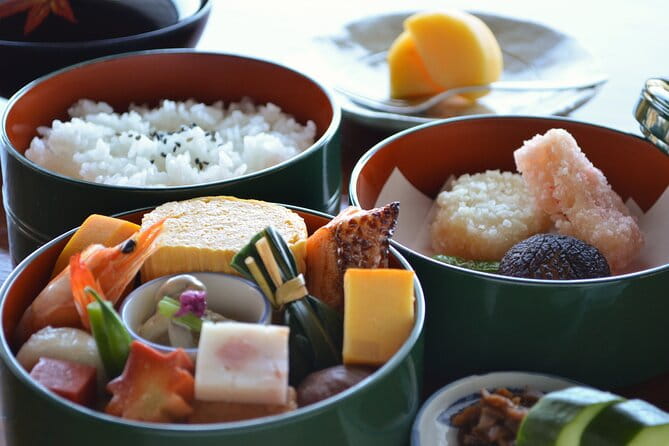 Private Food and Architecture Walking Tour in Kinsuite - Savoring the Kaiseki Lunch Experience