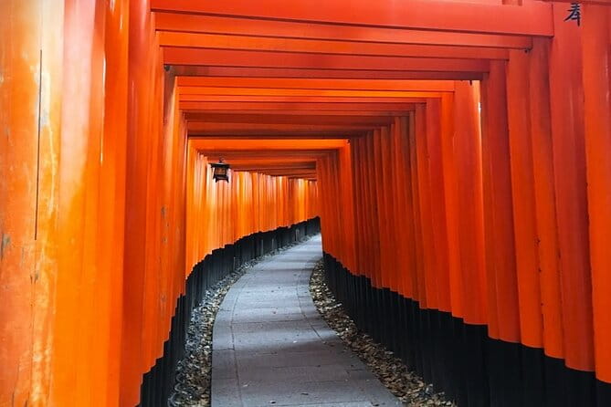 Private Fushimi Red Gates & Secret Bamboo Mountain Trekking Tour - Tour Schedule and Timing