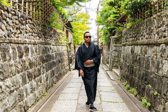 Private Photoshoot Experience in Kyoto ( Gion ) - Booking and Cancellation Policy