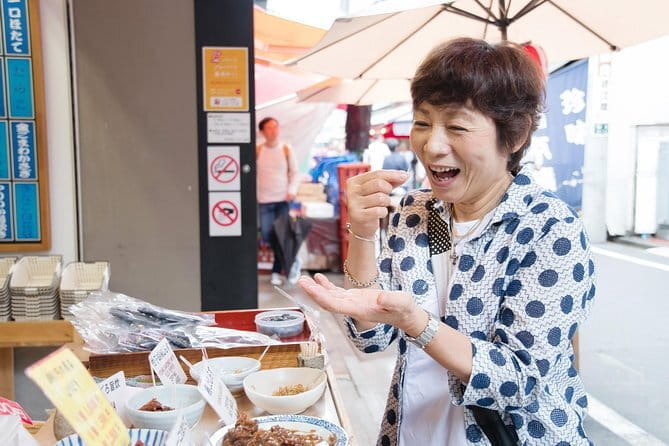 Private Tsukiji Market Visit and Cooking Class in Junkos Home - Key Points