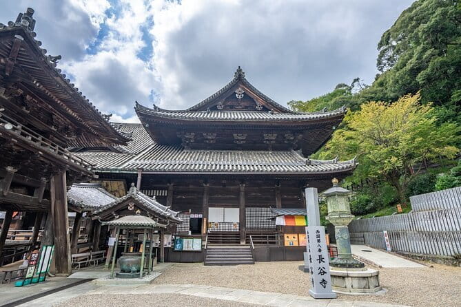 Relaxed Nara Tour From Osaka: Hasedera and Muroji Temples - Key Points