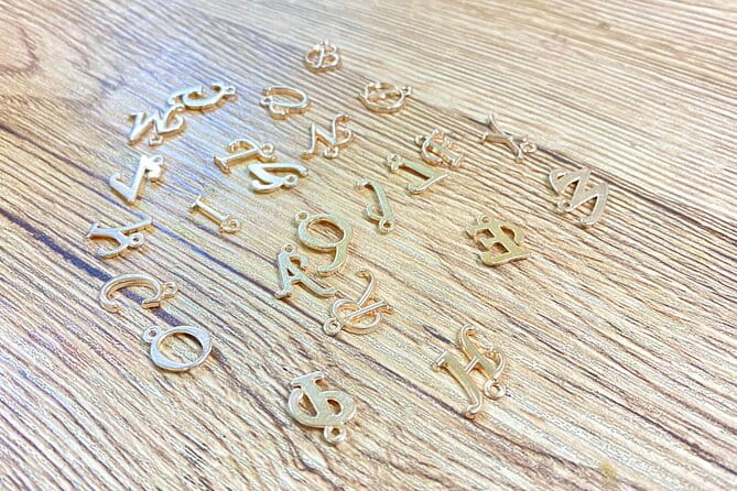 Romantic Mizuhiki Knot and Omikuji Washi Charm Workshop in Tokyo - Experience the Charm of Traditional Japanese Crafts