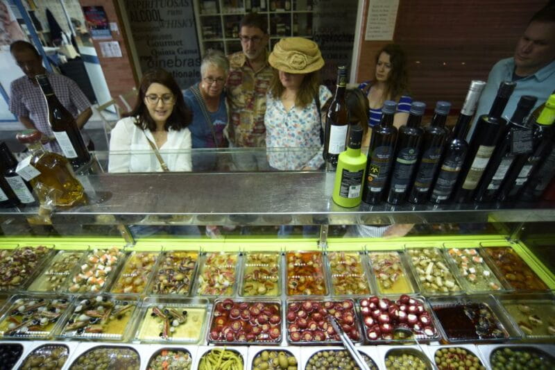 Seville: Triana Market Tour With Tastings - Things To Know