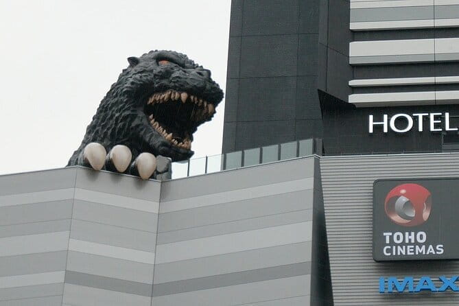 Shinjuku Kabukichou Local Areas Exploring Tour in Bar or Hot Bath - Discovering Shinjuku Kabukichou