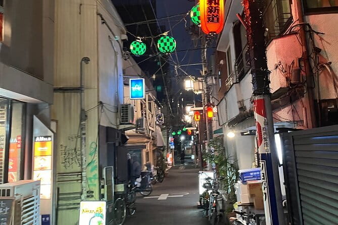 Shinjuku Nightlife Tour - Accessibility and Transportation