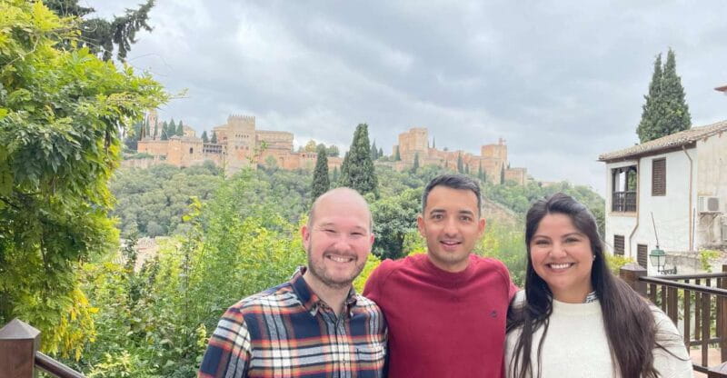 Small Group Albaicin & Granada Historic Center Walking Tour - Key Points