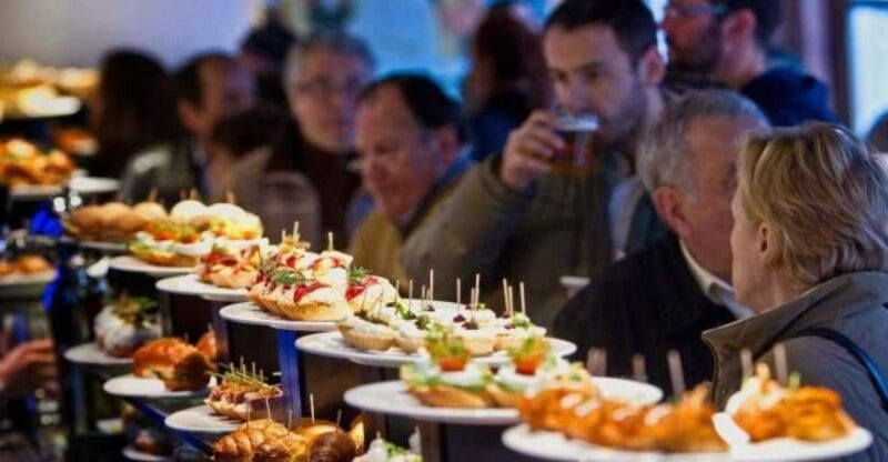 Tapas Crawl in Madrid Historical Quarter for Lunch or Dinner - Availability and Meeting Details