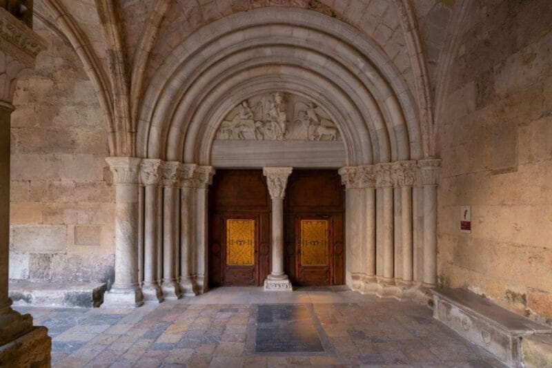 Tarragona: Cathedral Entry Ticket - Visitor Accessibility Features