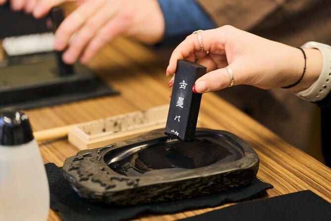 Tokyo: Calligraphy Workshop & Original T-Shirt Creation - Whats Included