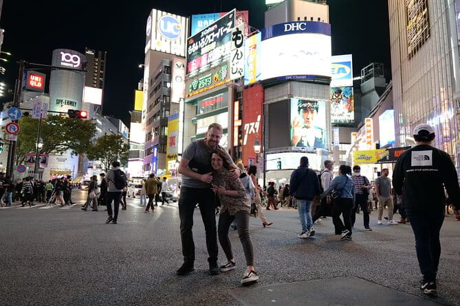 Tokyo Customized Private Walking Tour With Local Guide - Knowledgeable and Accommodating Local Guides