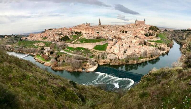Toledo: Three Cultures Walking Tour in Spanish - Tour Overview and Pricing