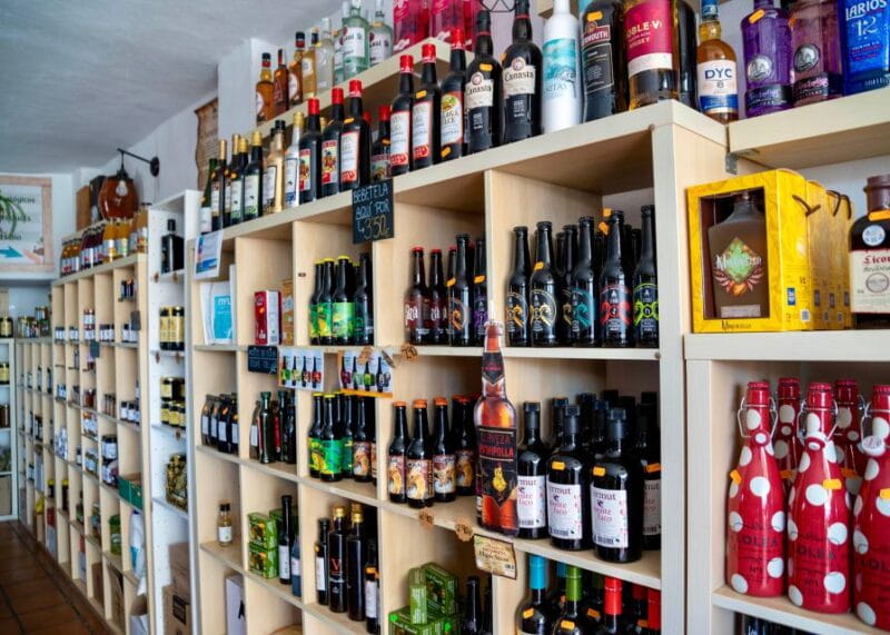 Torremolinos/Benalmadena: Nerja Caves Tour With Frigiliana - Tour Overview