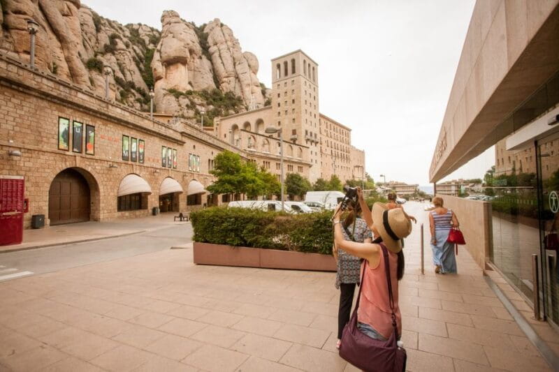 Trans Montserrat: Return Ticket and Audiovisual Exhibit - Customer Ratings Breakdown