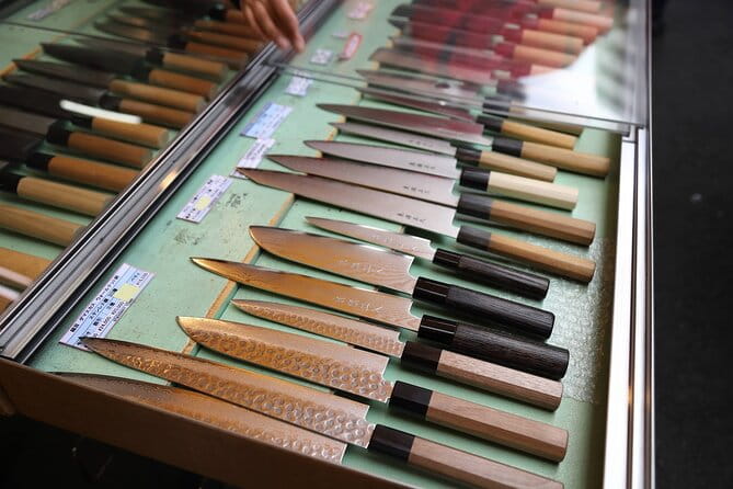 Tsukiji and Asakusa Food and Drink Cultural Walking Tour (Half Day) - Tasting Experiences in Asakusa