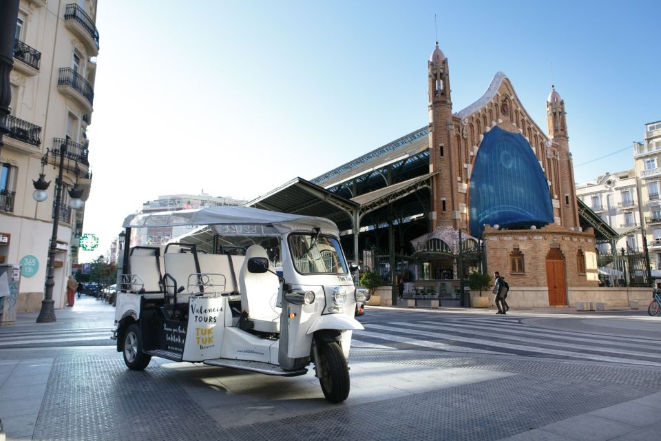 Valencia: Complete Tuk-Tuk Tour Around the City - Language Options Available