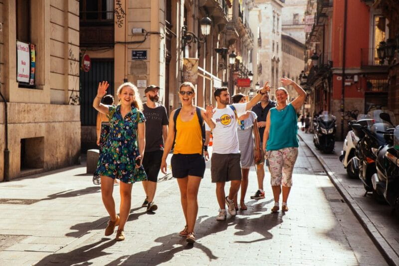 Valencia: Private Tour W/ Locals – Highlights & Hidden Gems - Meeting Information