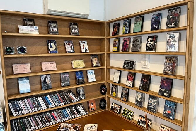 Vintage Shopping, Music Discovery Private Tour in Shimokitazawa - Tour Details