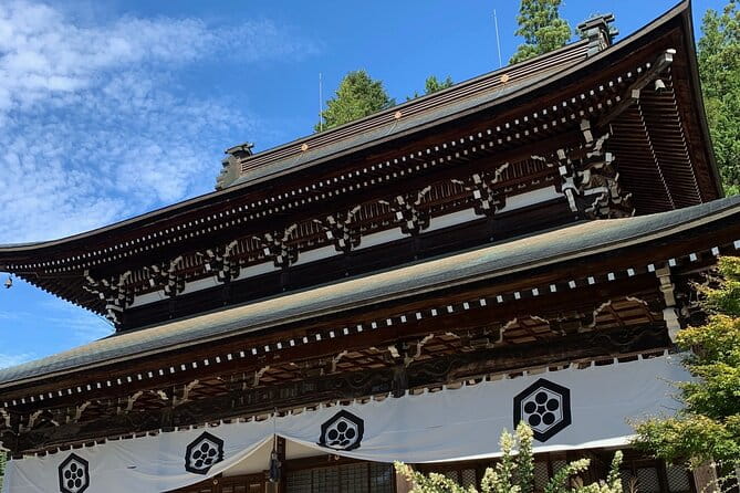 Zen Meditation and Higashiyama Temples Walking Tour - Pricing and Booking Details