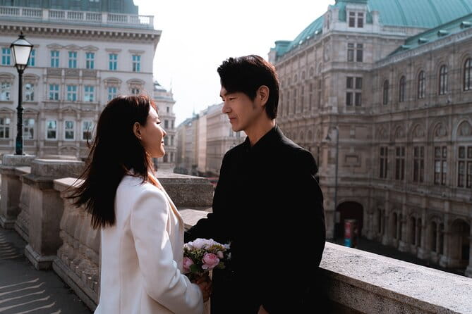 1.5 Hour Cinematic Style Portrait Photoshoot and Tour in Vienna - Introducing the Vienna Photography Tour: A Blend of Sightseeing and Portraiture