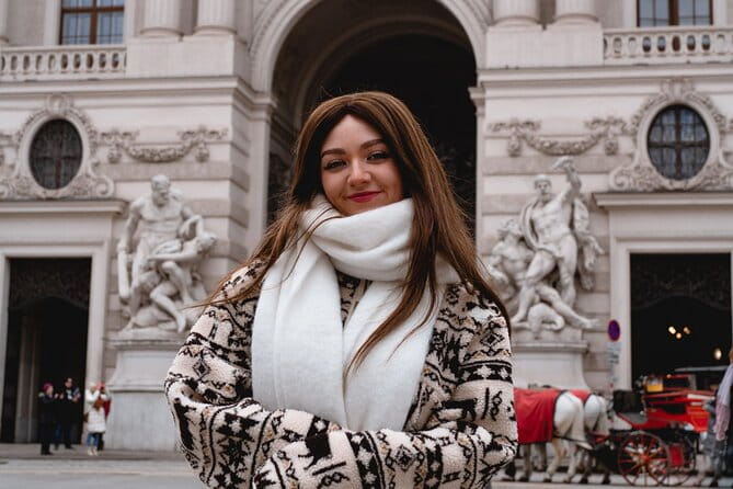 1.5 Hour Cinematic Style Portrait Photoshoot and Tour in Vienna - Price and Value Analysis