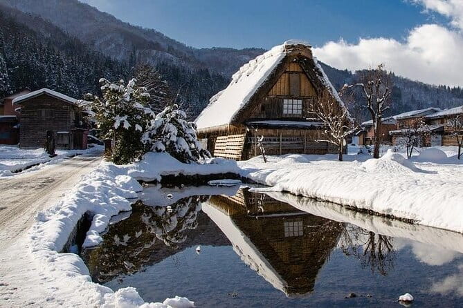 1 Day Private Charter Tour to Takayama & Shirakawago - Exploring Takayama