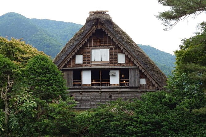 1-Day Takayama Tour: Explore Scenic Takayama and Shirakawago - Meeting Point and End Location