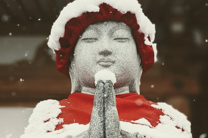 1-Day Winter Tour From Nozawa Onsen: Snow Monkeys, Zenko-ji Temple & Sake - Indulging in the Art of Sake Tasting