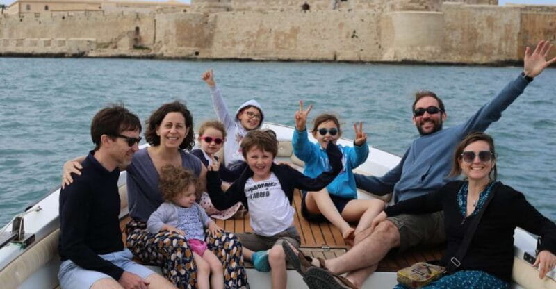 1-hour boat tour with visit to sea caves and ortigia island - The Sum Up