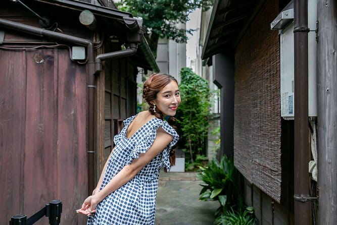 1 Hour Private Photoshoot in Hiroshima - Pricing and Group Size Options