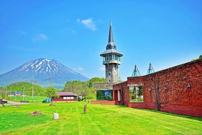 1 Hour Private Photoshoot in Niseko - Booking and Confirmation