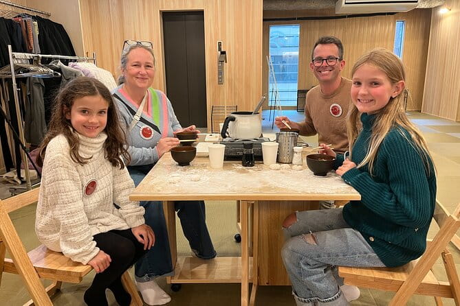 1 Hour Shared Mochi Making Cooking Class - Class Schedule and Duration