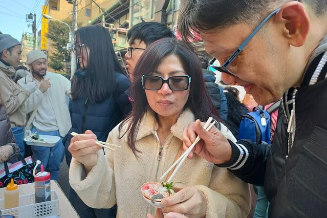 10 Days Japan Friendly Tour Unveiling the Most Famous Attractions - Vibrant Streets of Osaka