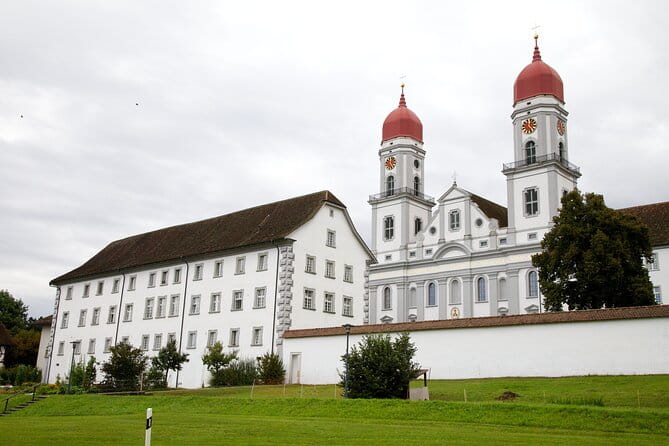 11-Day Private Lite Tour Across Switzerland by Bike from Geneve - Who This Tour Is Perfect For