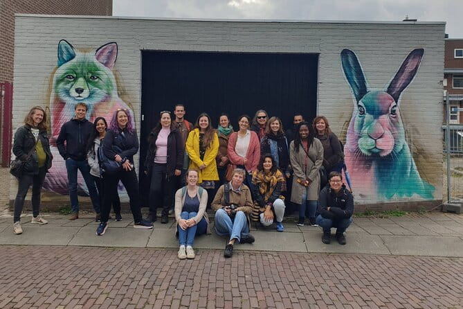 1,5 hour private guided Mural Street Art tour in Arnhem - FAQ