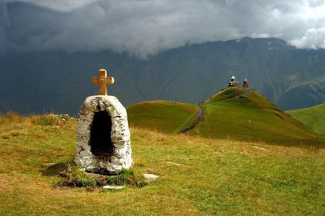 17 Day Private Tour through Georgia - Discovering Georgia: An In-Depth Look at the 17-Day Journey