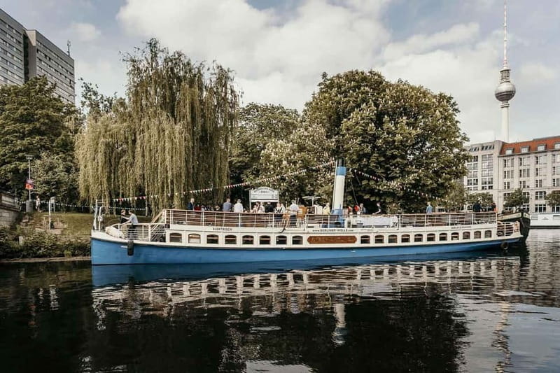1h Berlin-Cruise with 140 year old electrified steamship - Exploring Berlin from the Water: The Experience in Detail