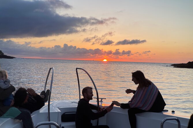 2 Bays Ss-Cliffs-Pasaia-Ss, Sunset and Mornings - Meeting and Pickup Details