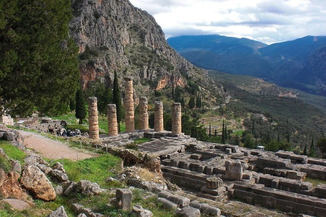 2 Day Award-Winning Private Tour to Delphi & Meteora from Athens - Who Is This Tour Best For?