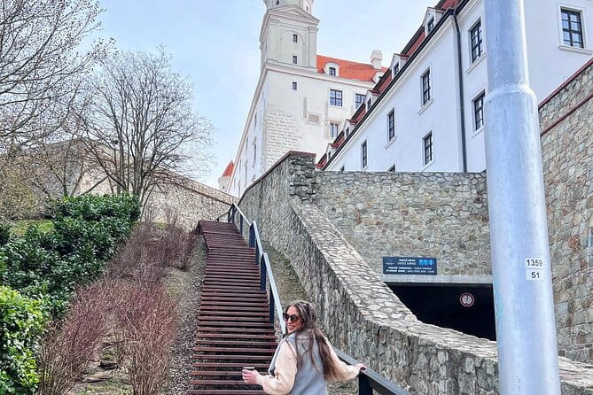 2-Day Budapest and Bratislava Private Guided Tour From Vienna - Transitioning to Bratislava: Scenic and Relaxed