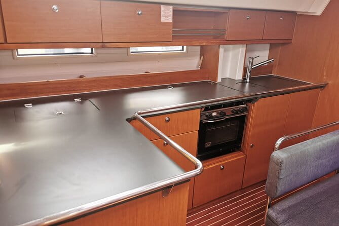 2-Day Excursion to the Columbretes Islands by Sailboat - Day 2: Island Exploration and More Sailing