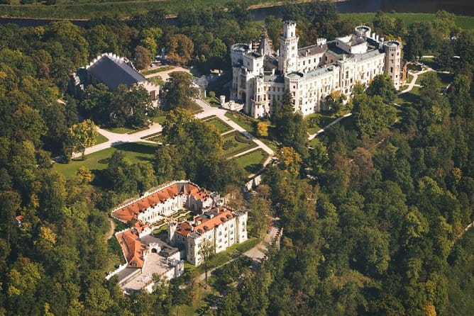 2-Day Hluboka and Cesky Krumlov Tour from Prague - FAQ