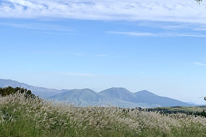 2-Day Minibus Tours to Aso and Kumamoto, Takachiho From Fukuoka - Exploring Aso and Kumamoto