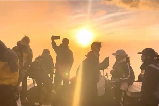 2-Day Mt. Fuji Climbing Tour With Mountain Guide - Inclusions and Amenities