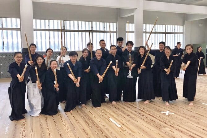 2-Hour Kendo Experience With English Instructor in Osaka Japan - Included Amenities