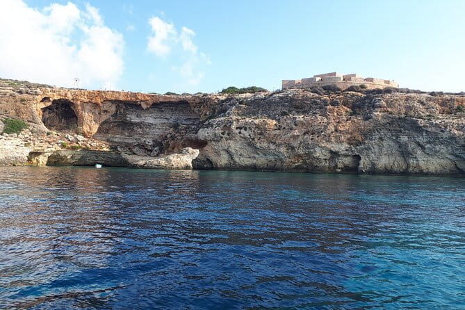2 hour Private Boat Adventure Tour of Comino and Blue Lagoon - Blue Lagoon: The Iconic Must-See